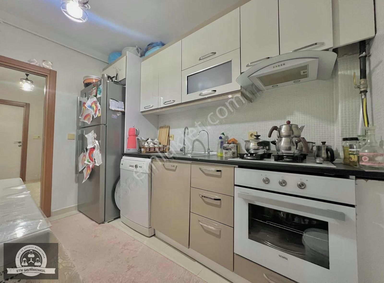 Mevlana Mah. Mükemmel Manzaralı Düz Sokak 2+1 Arakat Daire - Görsel 3