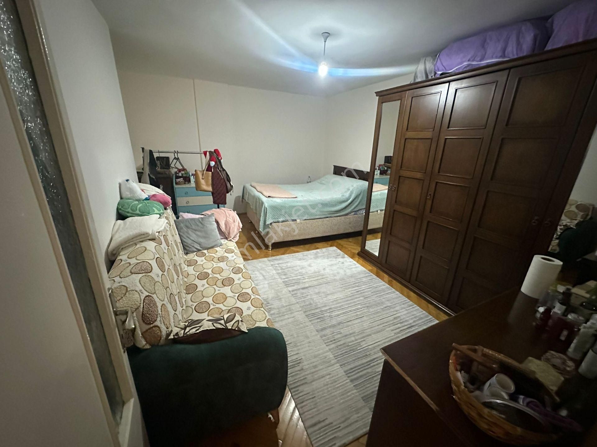 Yunusemre Cad. Üzeri Orta Kat 140m2 Ön Cephe 4+1 Çift Balkon - Görsel 27