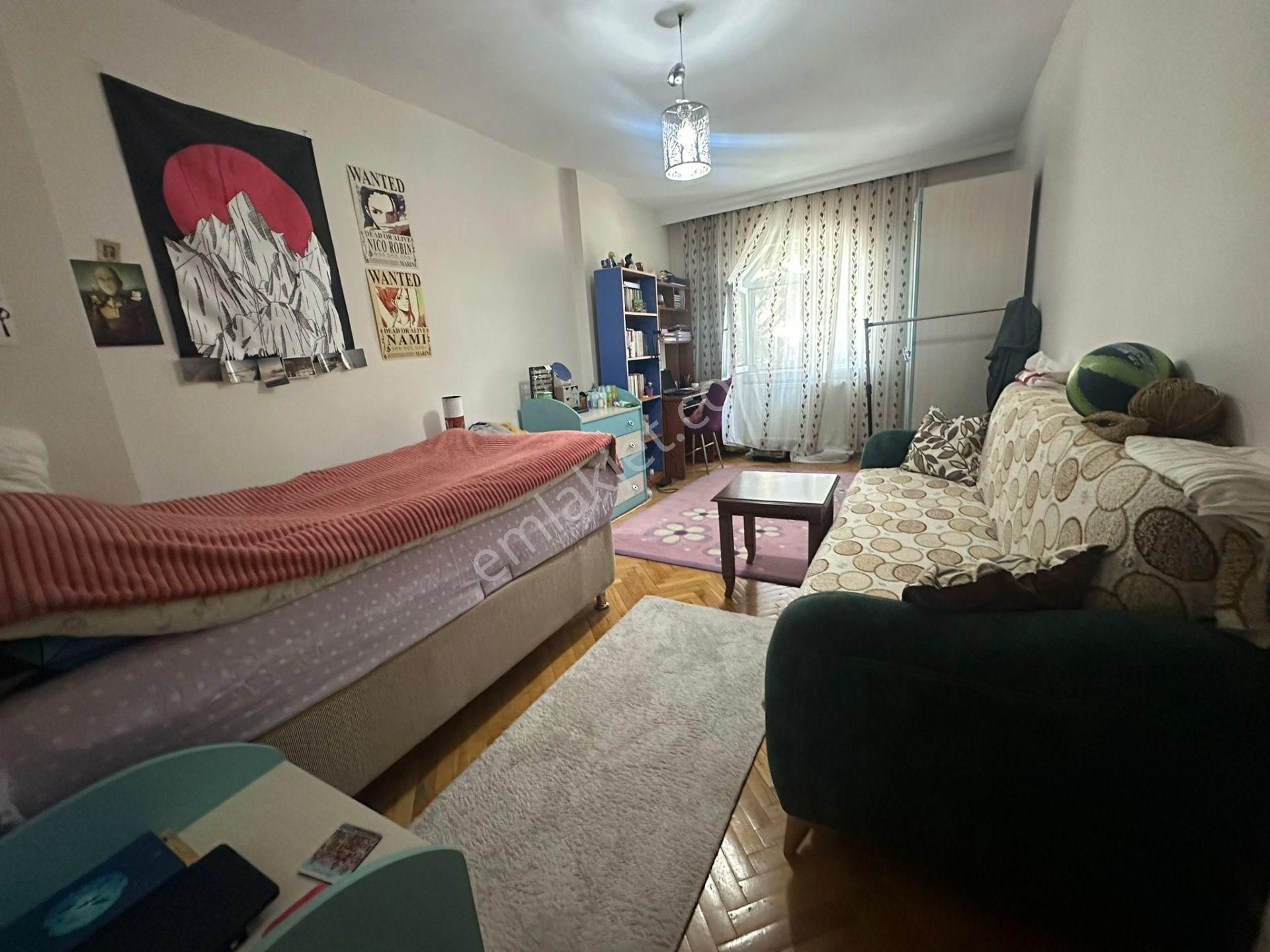 Yunusemre Cad. Üzeri Orta Kat 140m2 Ön Cephe 4+1 Çift Balkon - Görsel 11