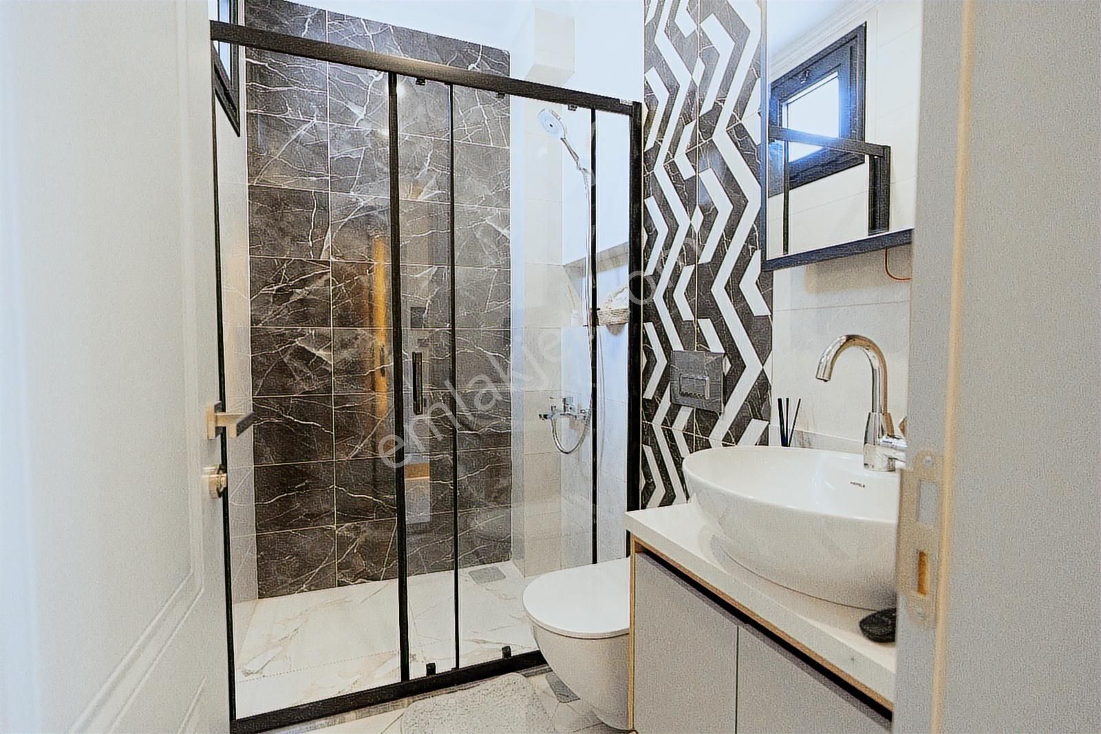 Kuşadası Davutlar Sahilinde Müstakil Özel Havuzlu Yazlık - Görsel 9