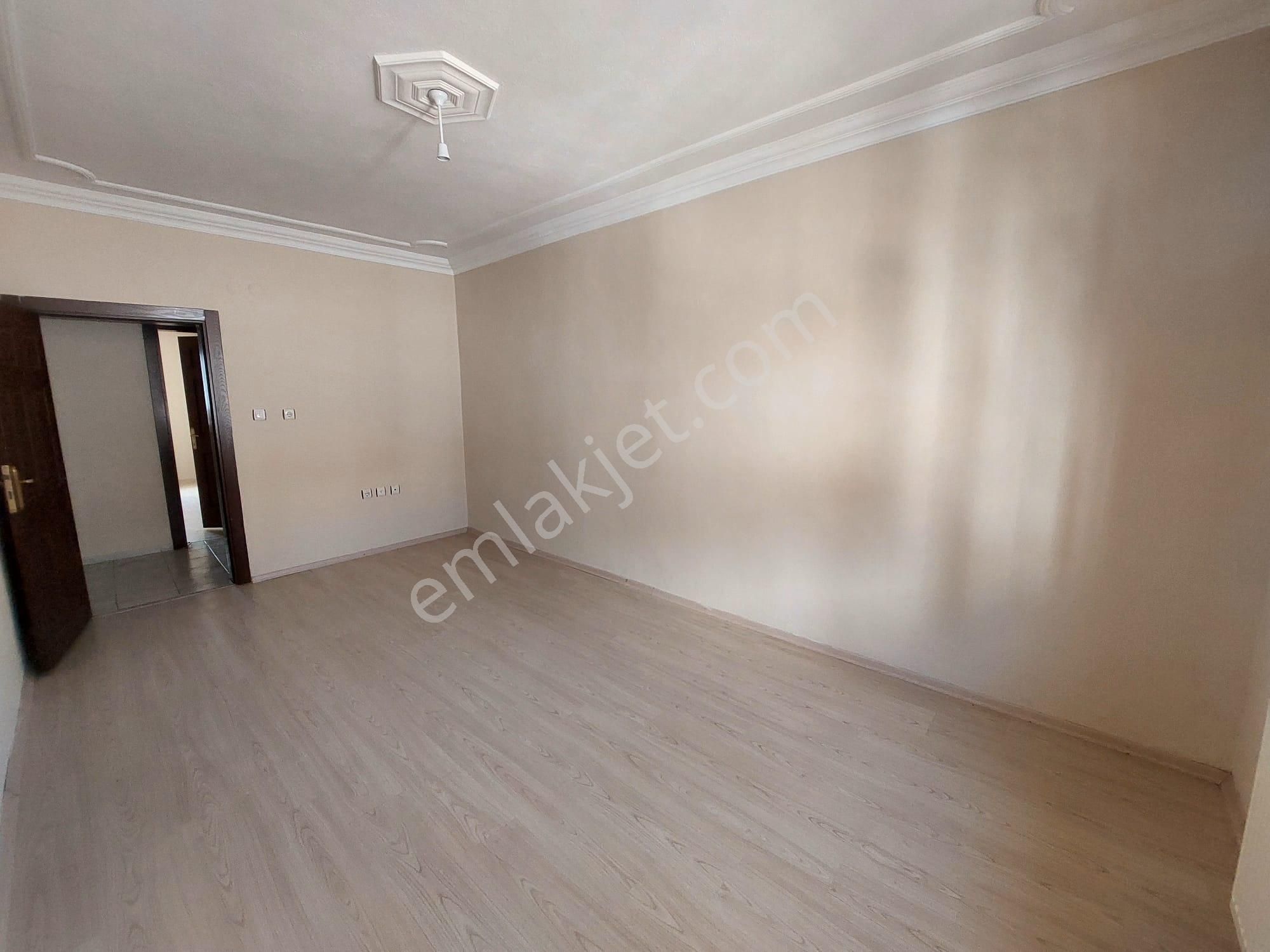 Recep Ümit Emlak'tan Sakarya - 2 Ve Turgut Reis Caddeleri Yakınında Kiralık 3+1 Daire - Görsel 25