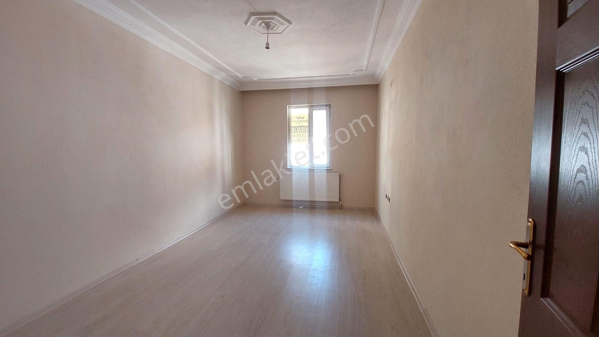 Recep Ümit Emlak'tan Sakarya - 2 Ve Turgut Reis Caddeleri Yakınında Kiralık 3+1 Daire - Görsel 14