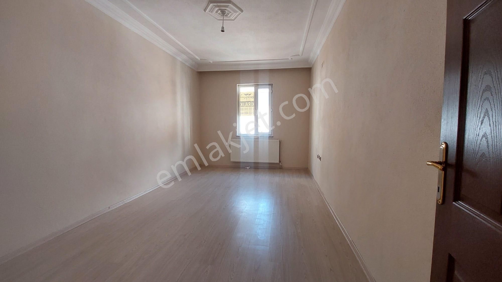 Recep Ümit Emlak'tan Sakarya - 2 Ve Turgut Reis Caddeleri Yakınında Kiralık 3+1 Daire - Görsel 26