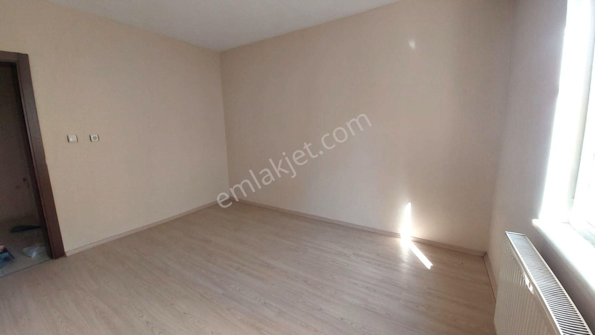 Recep Ümit Emlak'tan Sakarya - 2 Ve Turgut Reis Caddeleri Yakınında Kiralık 3+1 Daire - Görsel 16