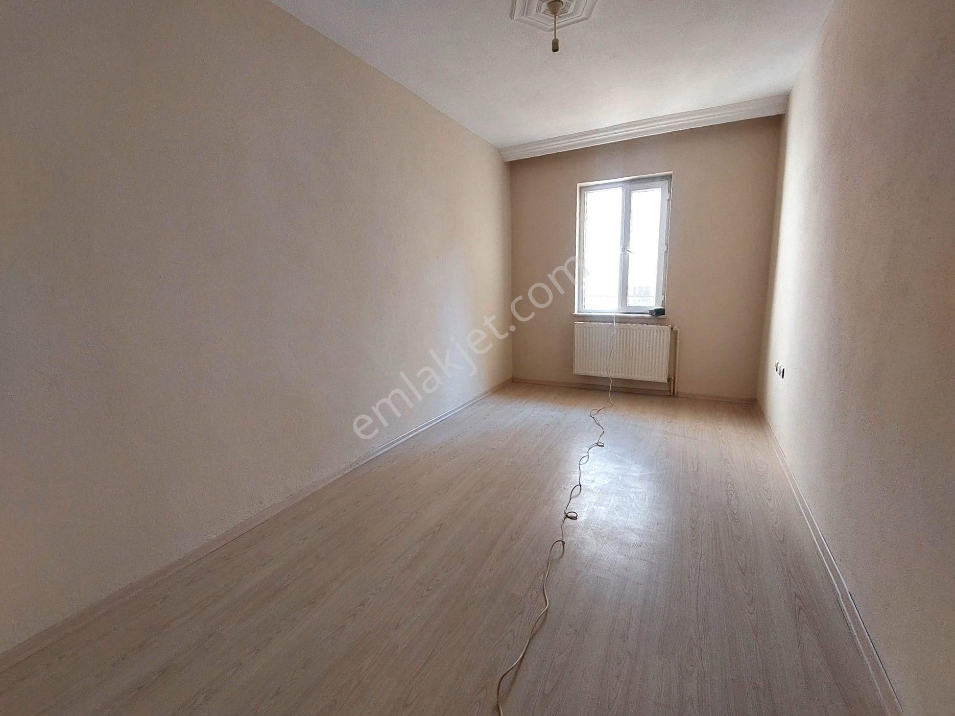 Recep Ümit Emlak'tan Sakarya - 2 Ve Turgut Reis Caddeleri Yakınında Kiralık 3+1 Daire - Görsel 23