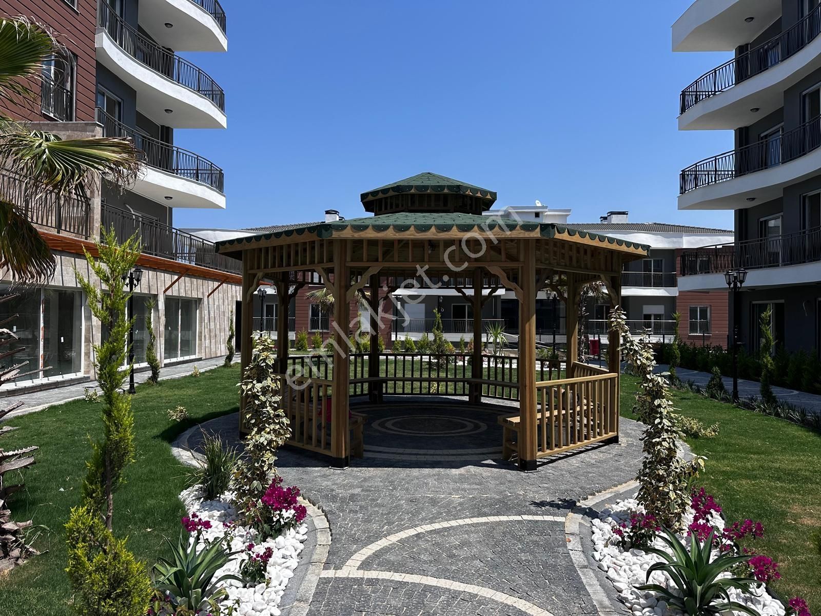 Kuşadası Merkezde Acil Satılık Fırsat Daire - Görsel 24