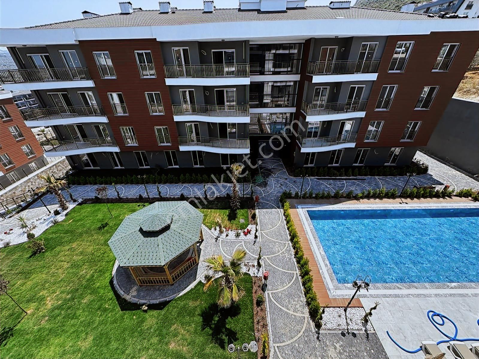 Kuşadası Merkezde Acil Satılık Fırsat Daire - Görsel 34