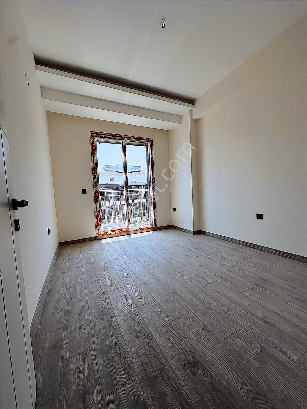 Kuşadası Merkezde Acil Satılık Fırsat Daire - Görsel 27