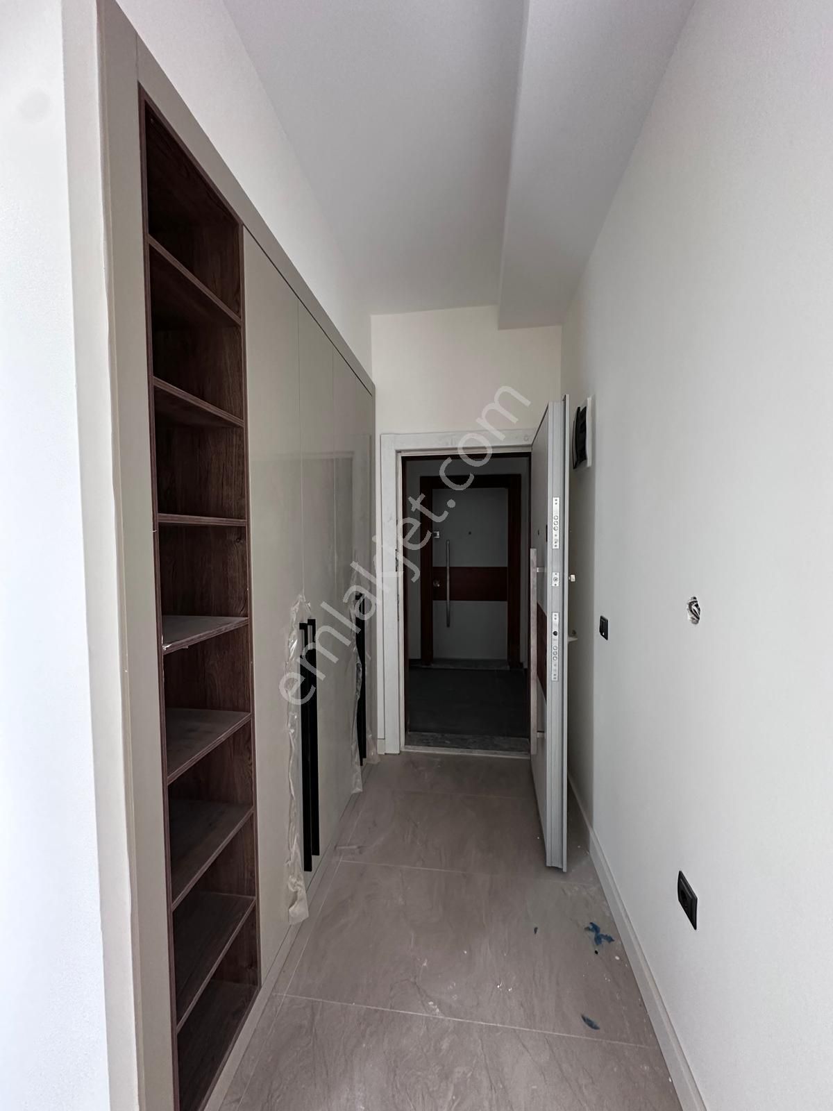 Kuşadası Merkezde Acil Satılık Fırsat Daire - Görsel 28