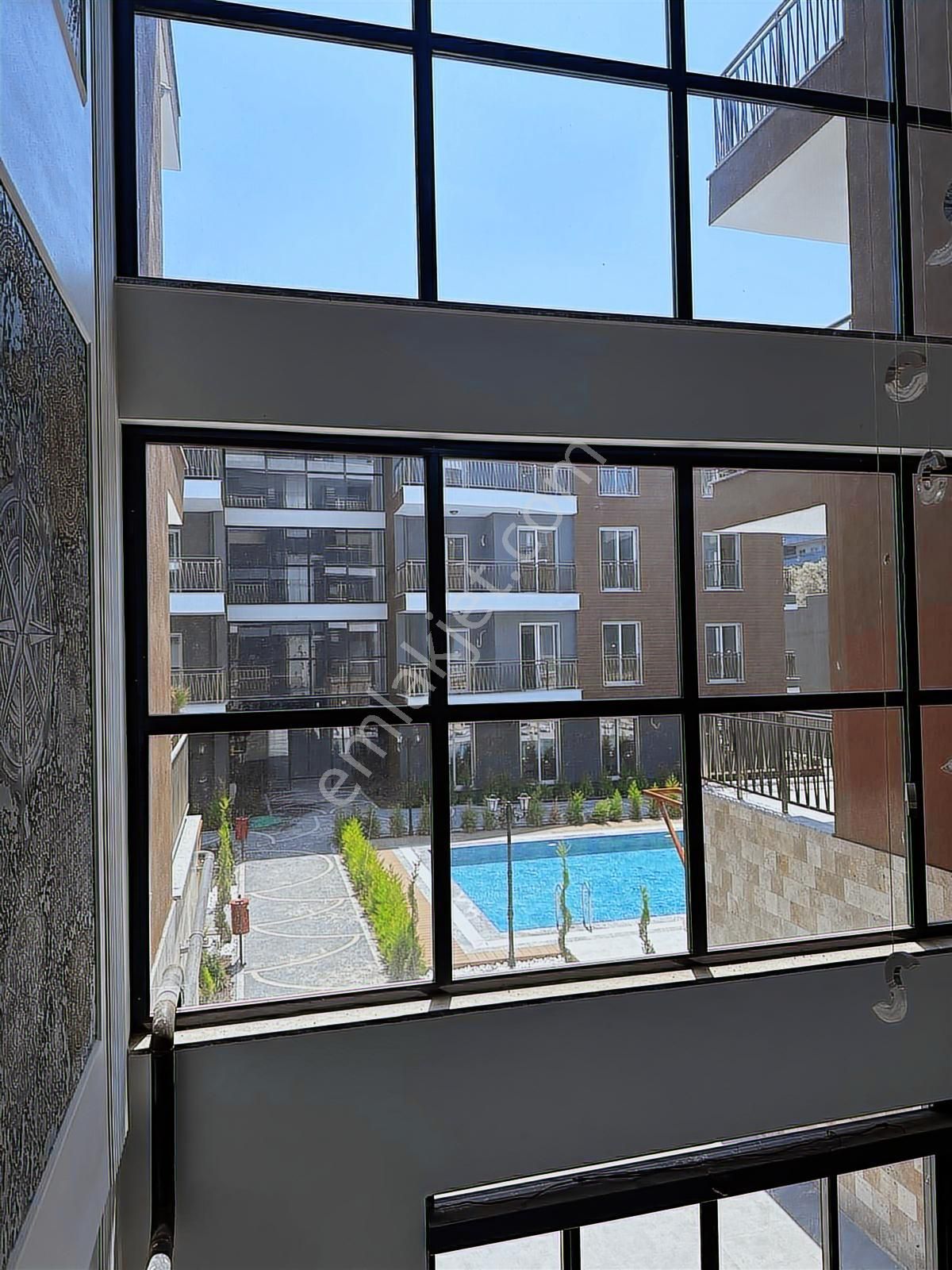 Kuşadası Merkezde Acil Satılık Fırsat Daire - Görsel 4