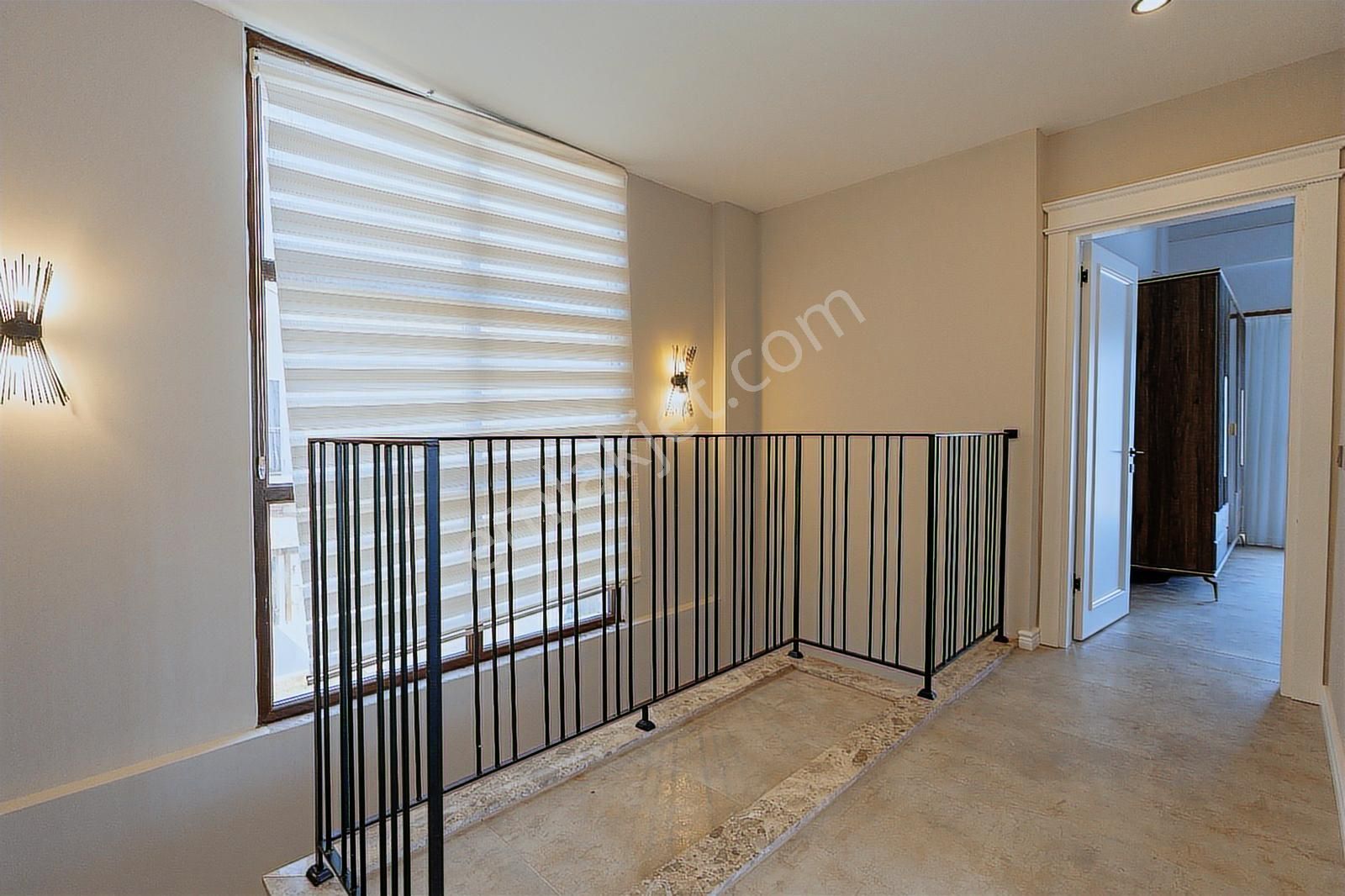 Kuşadası Davutlar'da Taş Villa Konsept Özel Havuzlu Fırsat Villa - Görsel 23