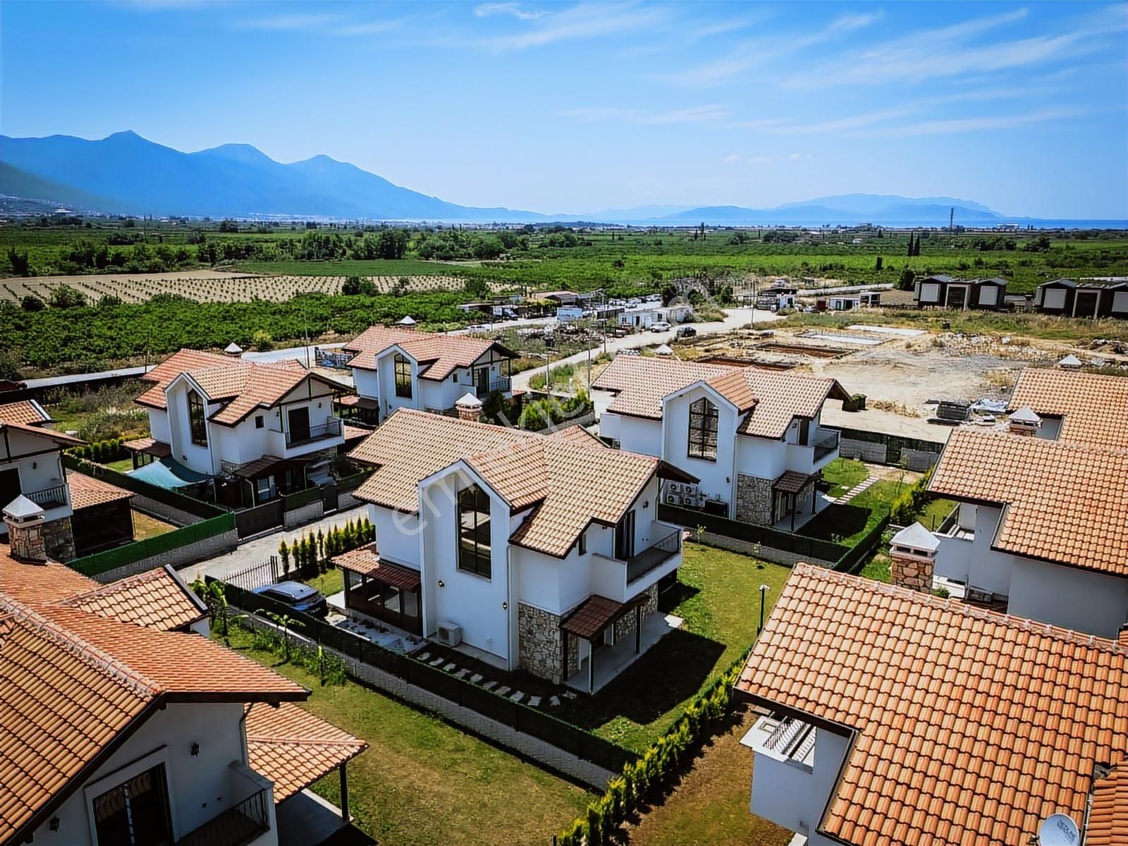 Kuşadası Davutlar'da Taş Villa Konsept Özel Havuzlu Fırsat Villa - Görsel 24