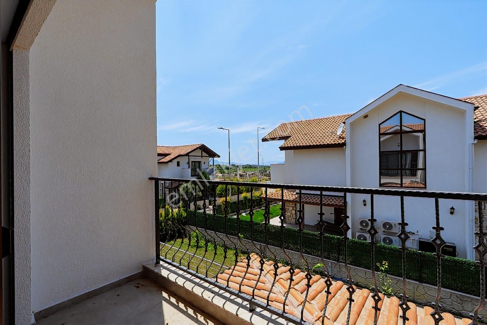 Kuşadası Davutlar'da Taş Villa Konsept Özel Havuzlu Fırsat Villa - Görsel 35