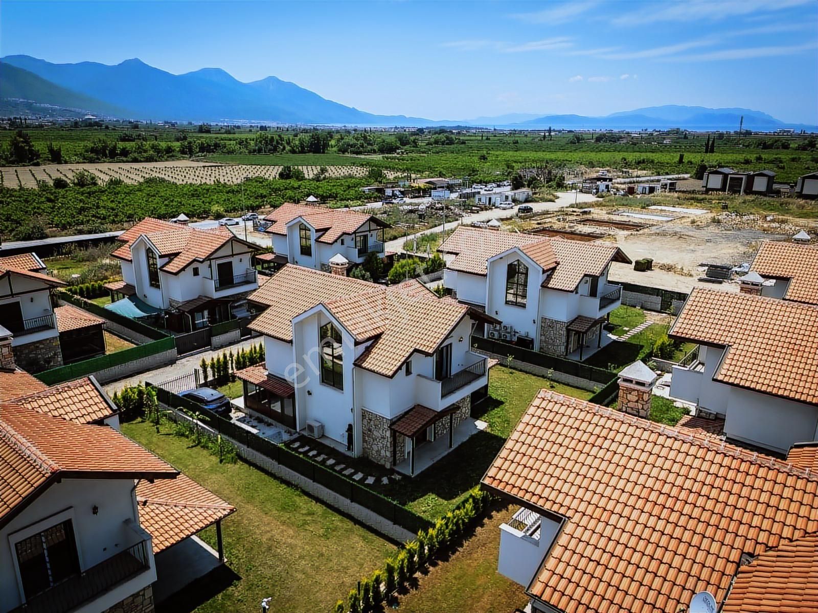 Kuşadası Davutlar'da Taş Villa Konsept Özel Havuzlu Fırsat Villa - Görsel 8