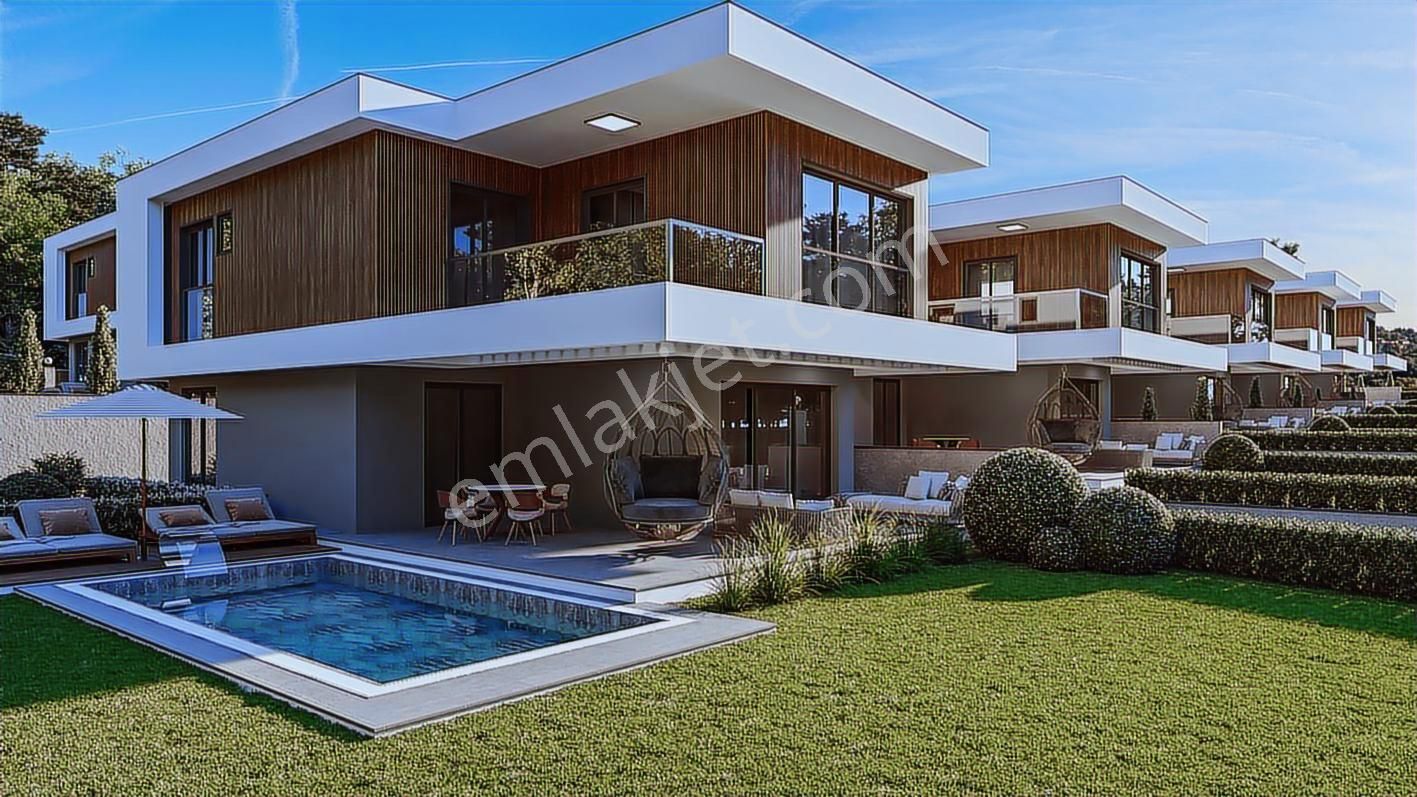 Kuşadası Soğucak'ta Acil Satılık Müstakil 4+1 Villa - Görsel 6