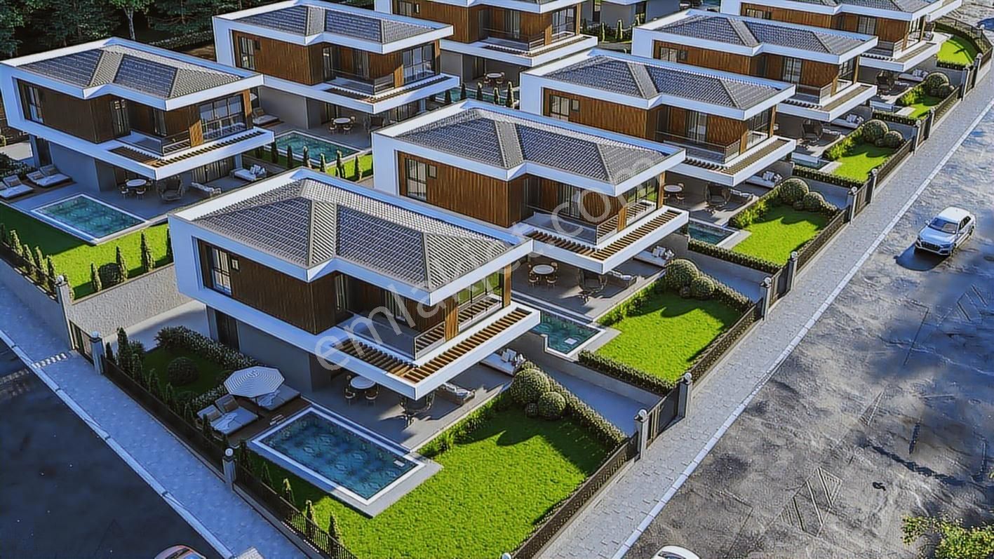 Kuşadası Soğucak'ta Acil Satılık Müstakil 4+1 Villa - Görsel 5