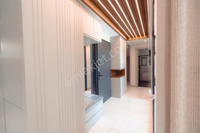 Kuşadası'nda Deniz Manzaralı 550 M2 Arsa İçersinde Özel Mülk - Görsel 28