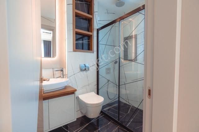 Kuşadası'nda Deniz Manzaralı 550 M2 Arsa İçersinde Özel Mülk - Görsel 21