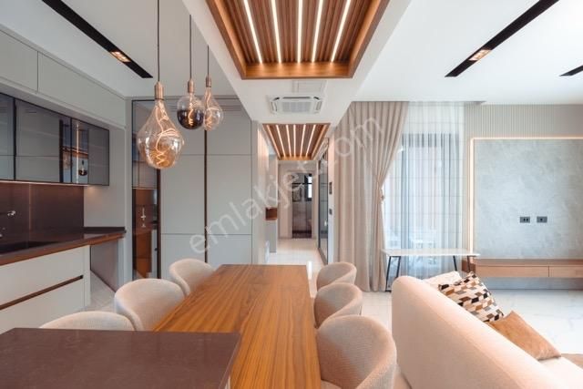 Kuşadası'nda Deniz Manzaralı 550 M2 Arsa İçersinde Özel Mülk - Görsel 15