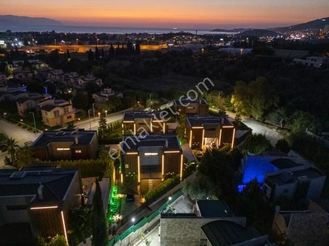 Kuşadası'nda Satılık Ultra Lüksün Tanımı Full Eşyalı Villa - Görsel 34