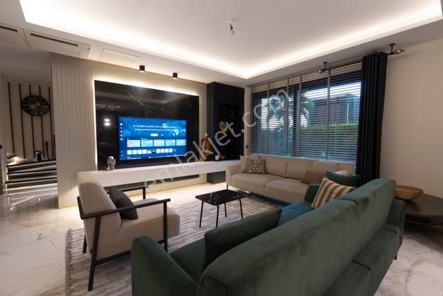 Kuşadası'nda Satılık Ultra Lüksün Tanımı Full Eşyalı Villa - Görsel 29