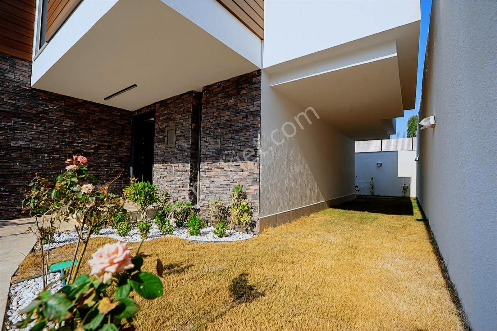 Kuşadası Değirmenderede Acil Satılık-asansör-k.otopark-ö.havuz - Görsel 8