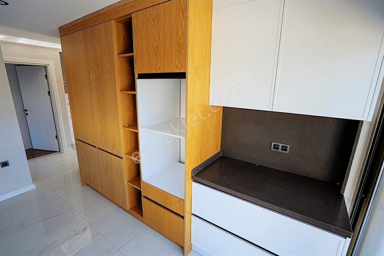 Kuşadası Değirmenderede Acil Satılık-asansör-k.otopark-ö.havuz - Görsel 27