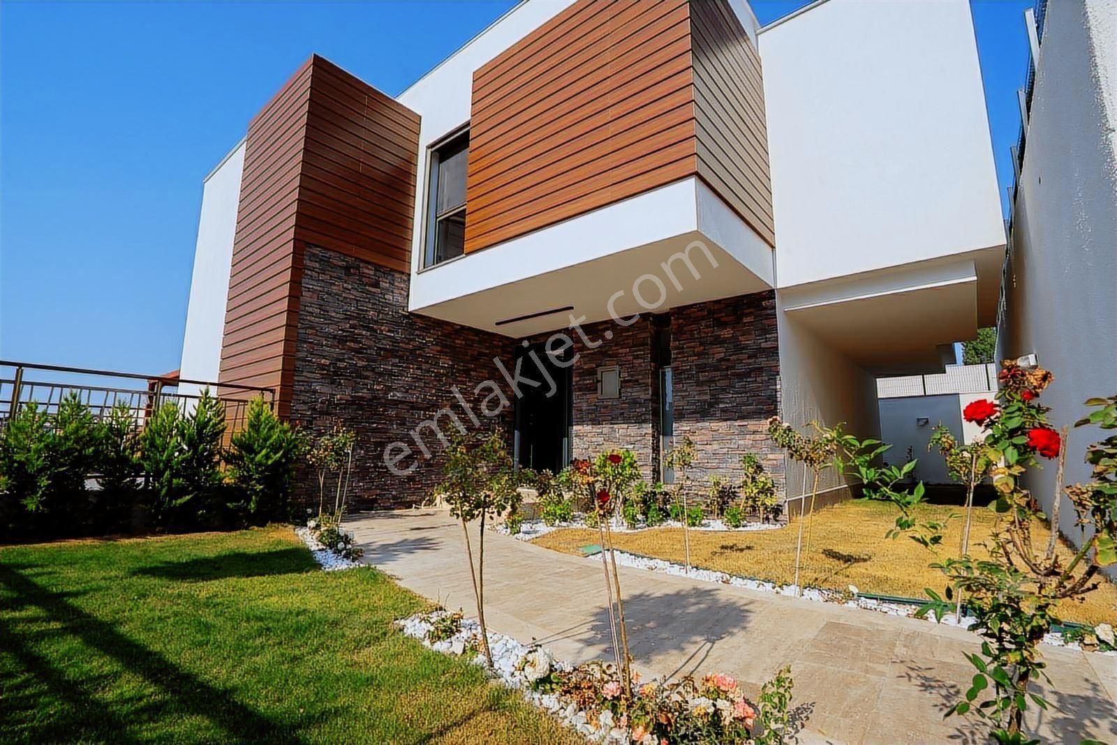 Kuşadası Değirmenderede Acil Satılık-asansör-k.otopark-ö.havuz - Görsel 18