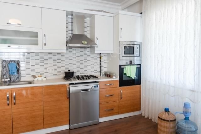 Kuşadası İkiçeşmelik'te Geniş Yaşam Alanlarına Sahip 3+1 Daire - Görsel 5