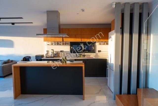 Kuşadası Karaova Full Deniz Manzaralı Emsalsiz Köşe Konum Villa - Görsel 17