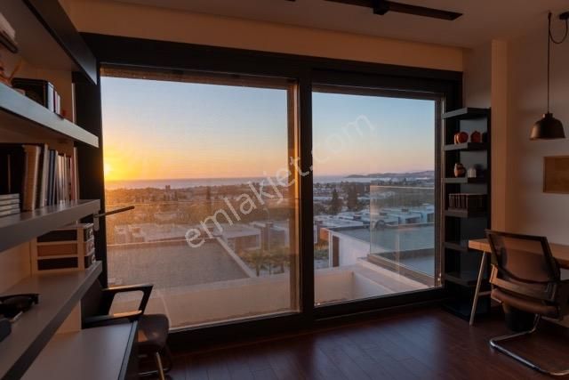 Kuşadası Karaova Full Deniz Manzaralı Emsalsiz Köşe Konum Villa - Görsel 4