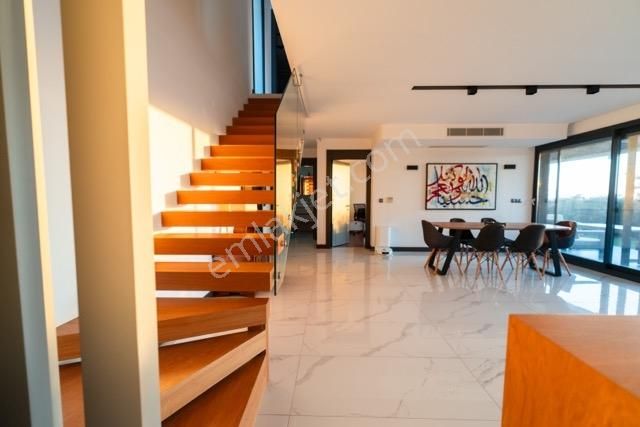 Kuşadası Karaova Full Deniz Manzaralı Emsalsiz Köşe Konum Villa - Görsel 24