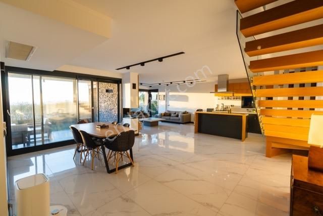 Kuşadası Karaova Full Deniz Manzaralı Emsalsiz Köşe Konum Villa - Görsel 33