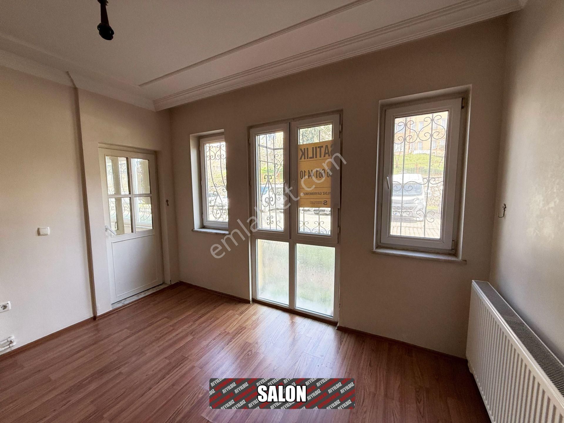 Yeşiltepe Mh.de Giriş Kat Kiracısız Satılık 3+1 Daire - Görsel 8