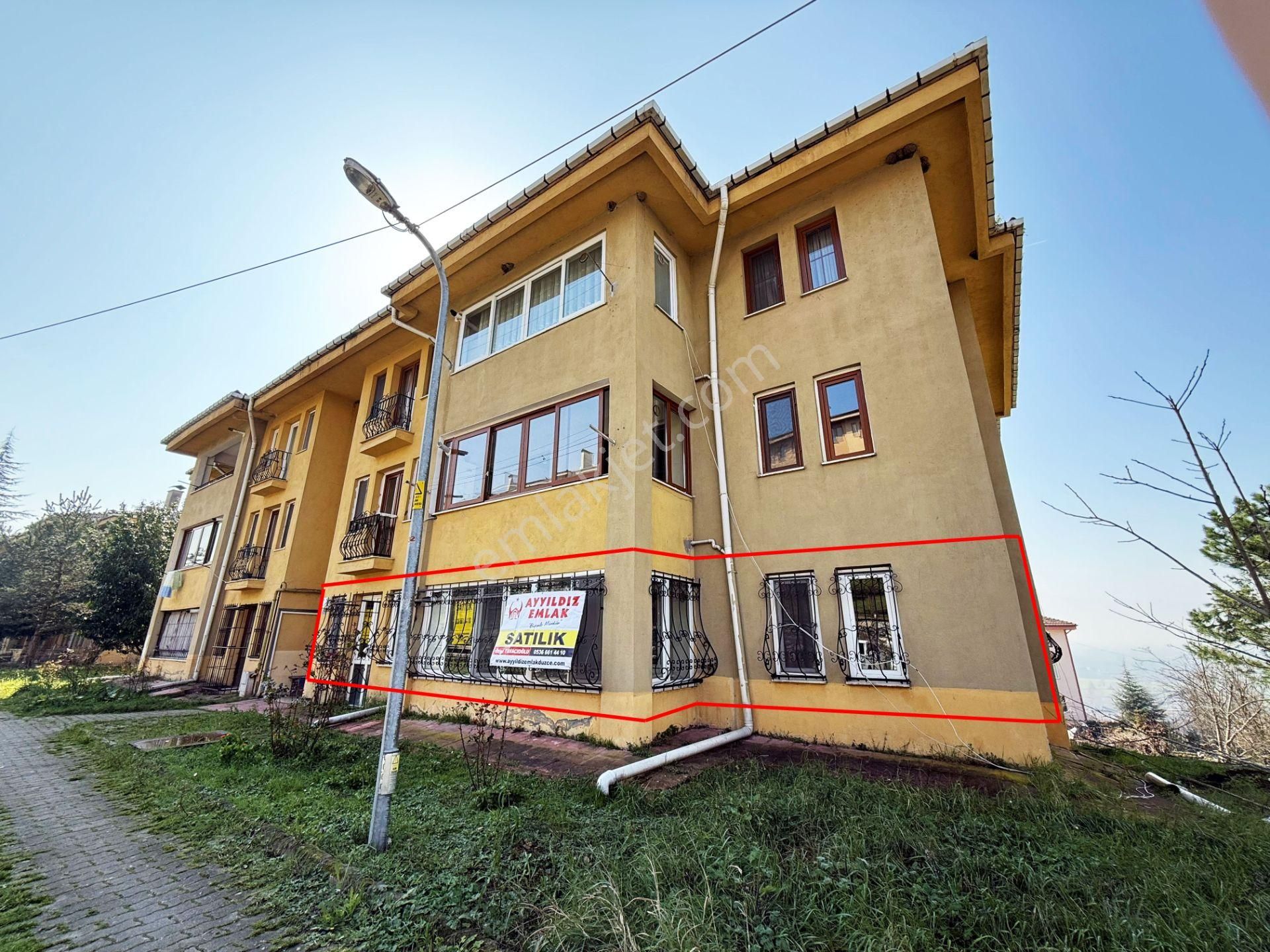 Yeşiltepe Mh.de Giriş Kat Kiracısız Satılık 3+1 Daire