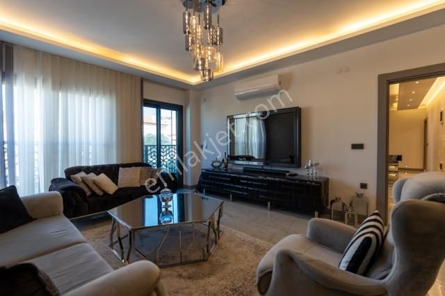 Kadınlar Denizi Krc Suit 2'de Yer Alan Eşyalı 3+1 Yatay Mimari - Görsel 22