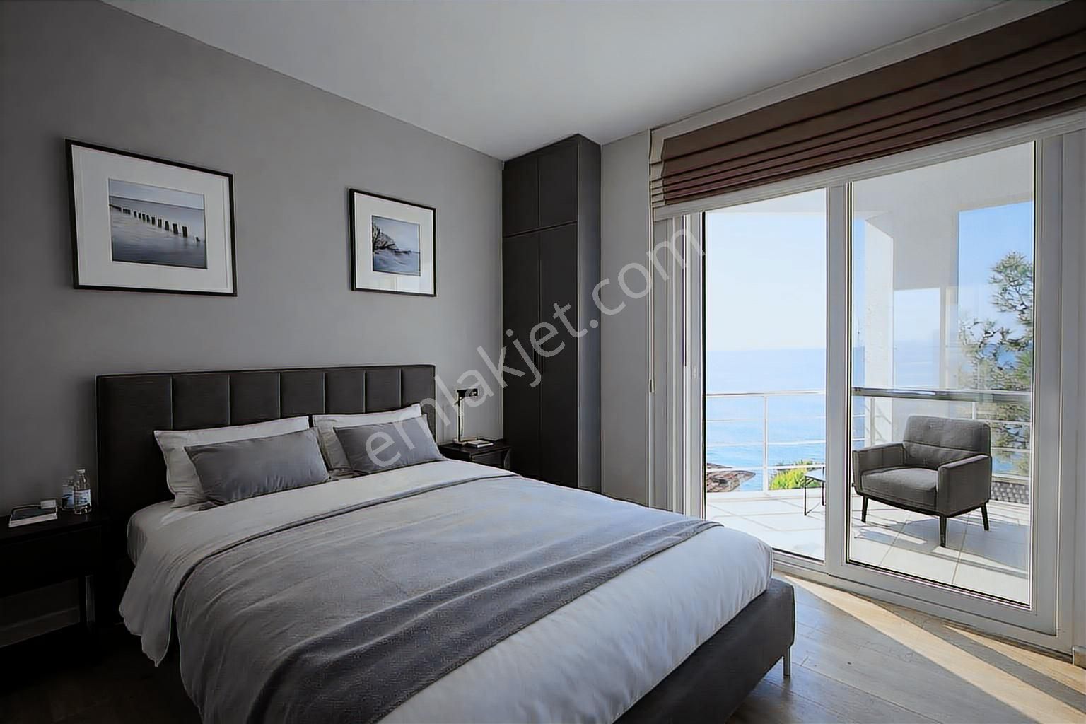 Zinos Villalarında Özel Koya Sahip Prestijli Konumda Villa - Görsel 26