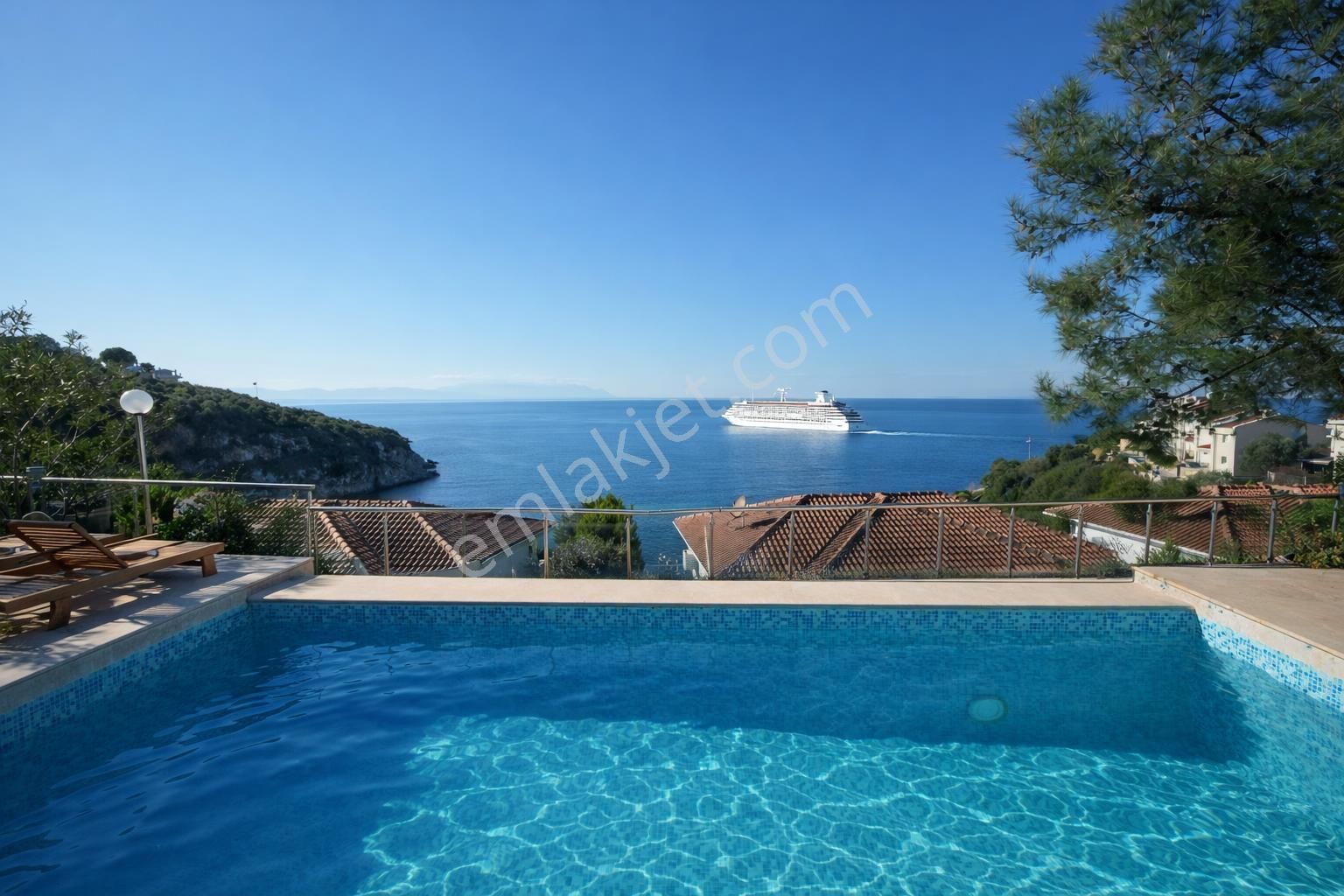 Zinos Villalarında Özel Koya Sahip Prestijli Konumda Villa - Görsel 17