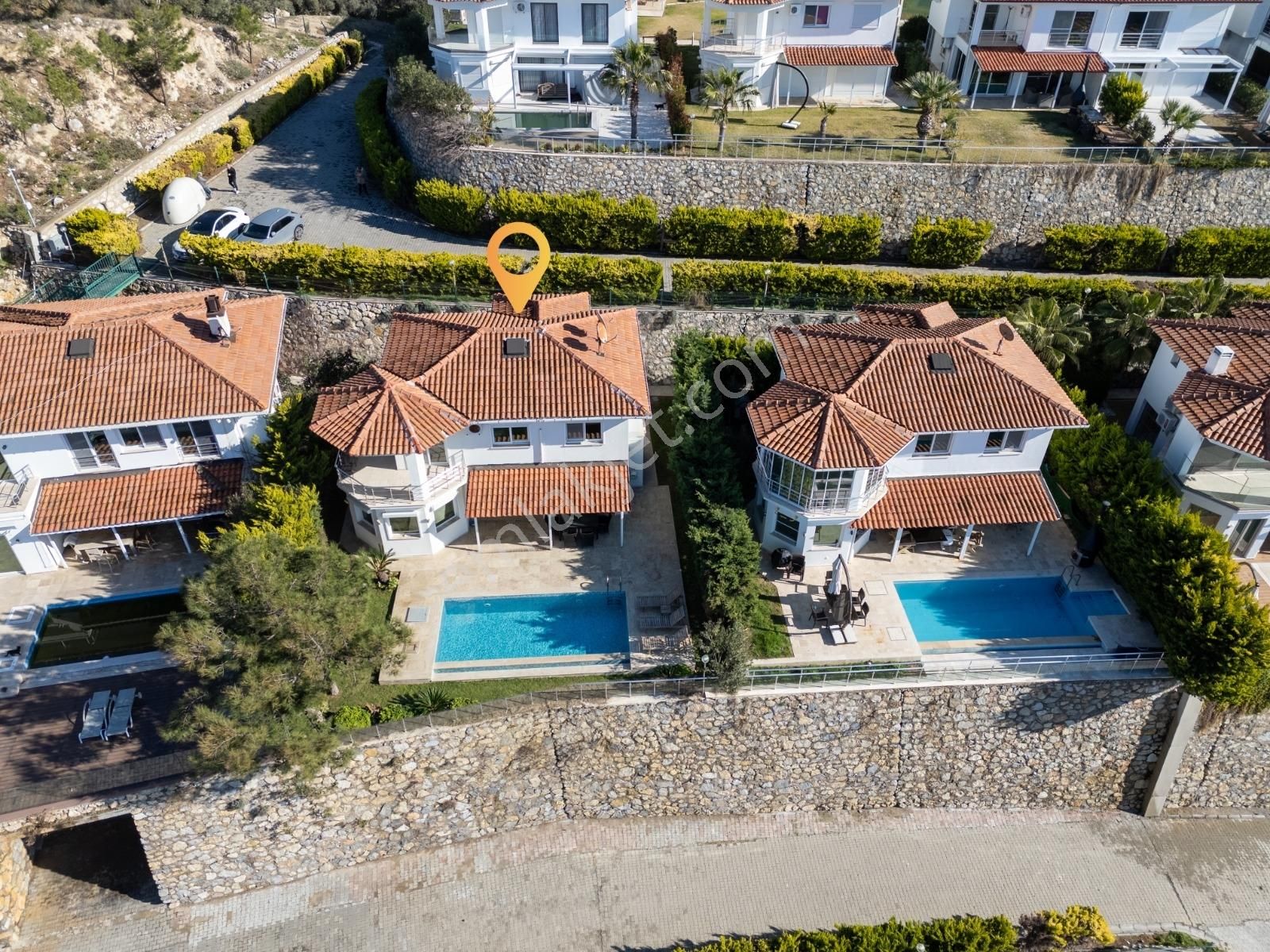 Zinos Villalarında Özel Koya Sahip Prestijli Konumda Villa - Görsel 2