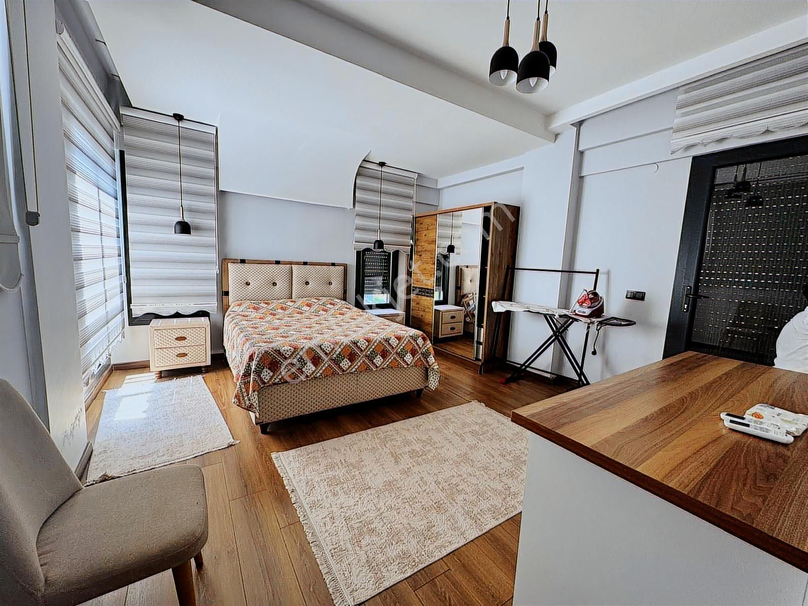 Kuşadası Yavansuda Mahremiyete Uygun Full Eşyalı Fırsat Villa - Görsel 33