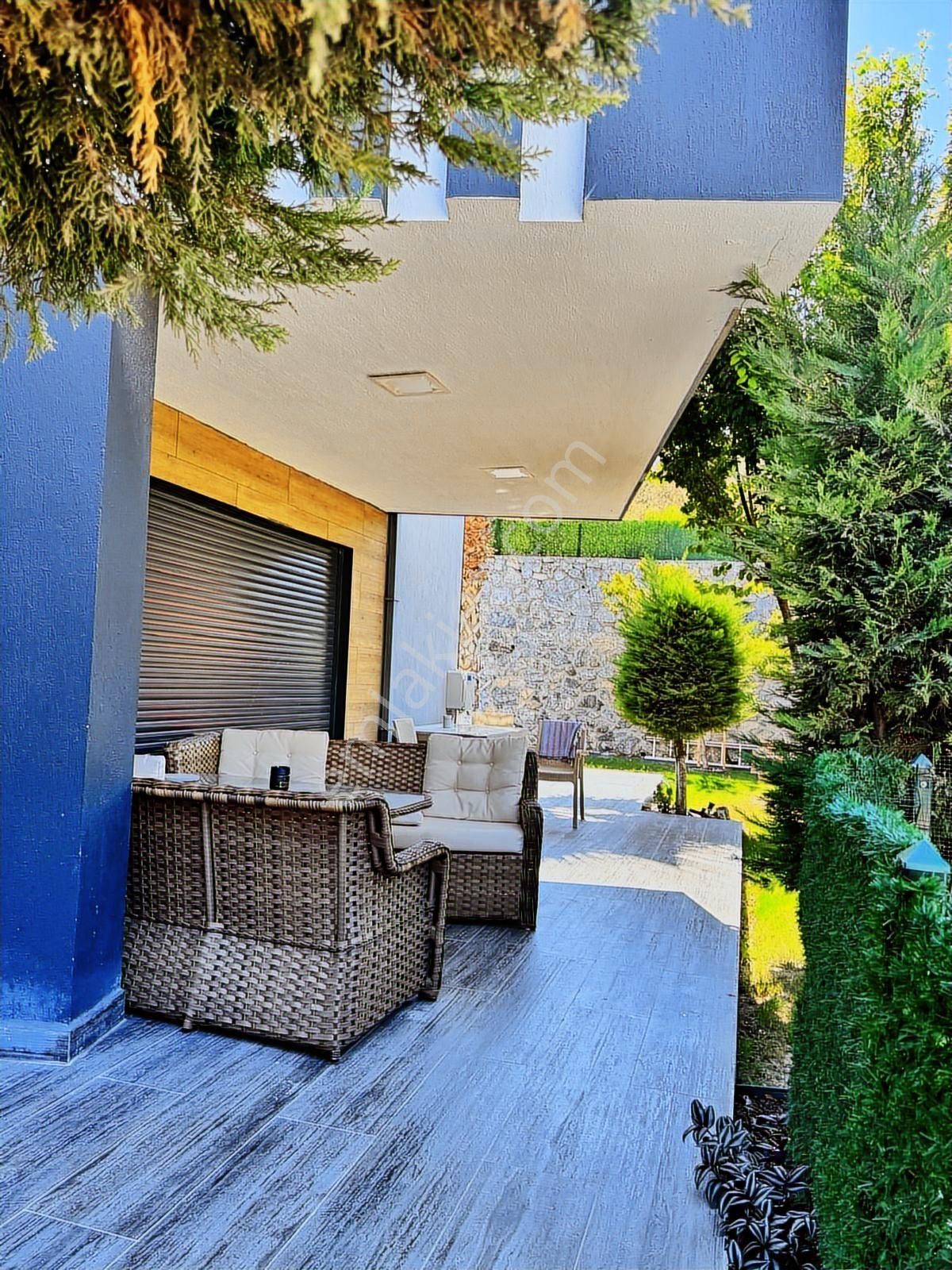 Kuşadası Yavansuda Mahremiyete Uygun Full Eşyalı Fırsat Villa - Görsel 24