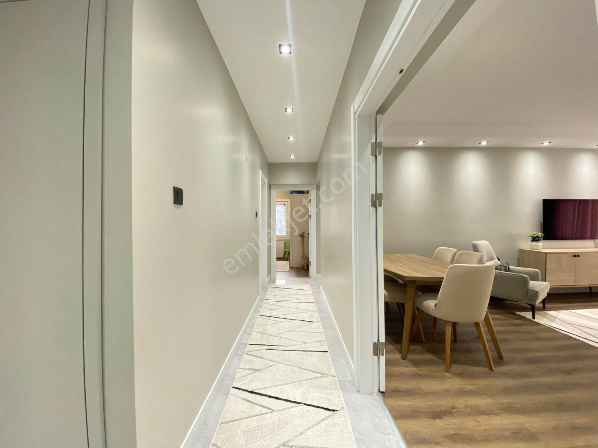 Beylikdüzü Barış Mah Kayapınar Apt Yenilenmiş 3+1 Satılık Daire - Görsel 15