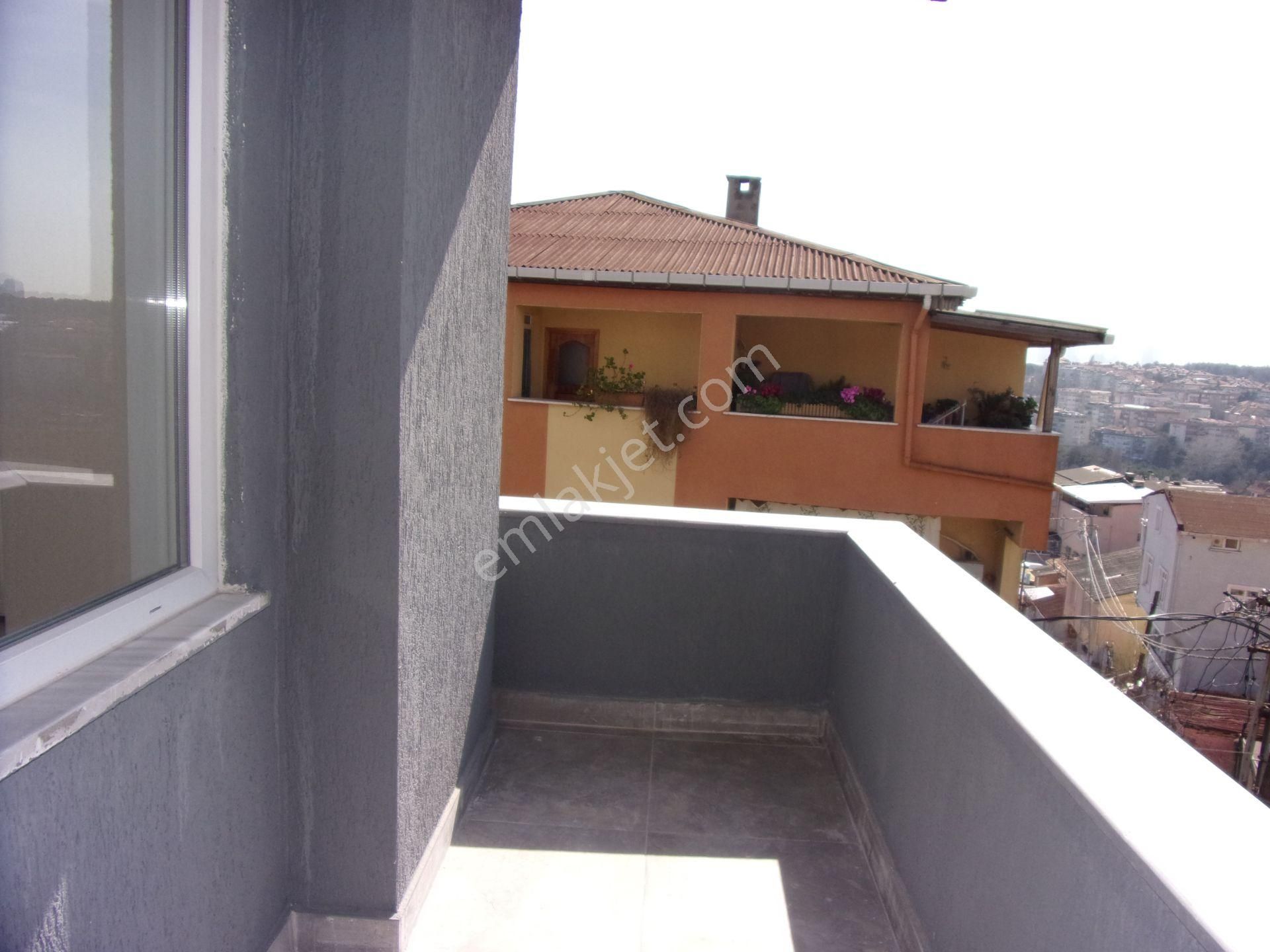 Sarıyer Tarabya Üstünde 2+1 110 Metrekare Sifırlanmış Kiralık Daire - Görsel 2