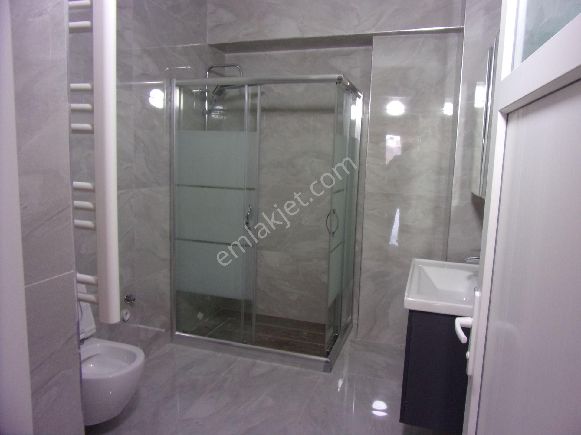 Sarıyer Tarabya Üstünde 2+1 110 Metrekare Sifırlanmış Kiralık Daire - Görsel 15