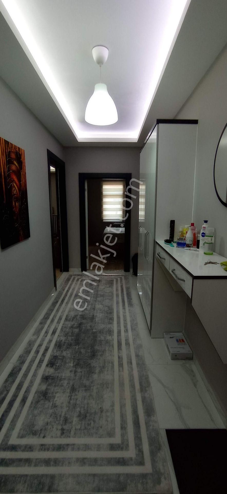 Kızılay Kolej Yakını 3+1 Eşyalı Çok Temiz Asansörlü Açık Otoparklı Kiralık Konut - Görsel 13