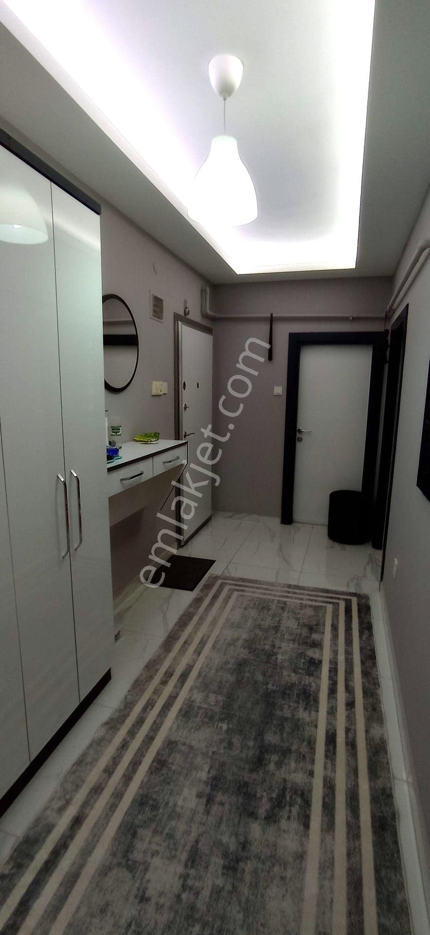 Kızılay Kolej Yakını 3+1 Eşyalı Çok Temiz Asansörlü Açık Otoparklı Kiralık Konut - Görsel 11