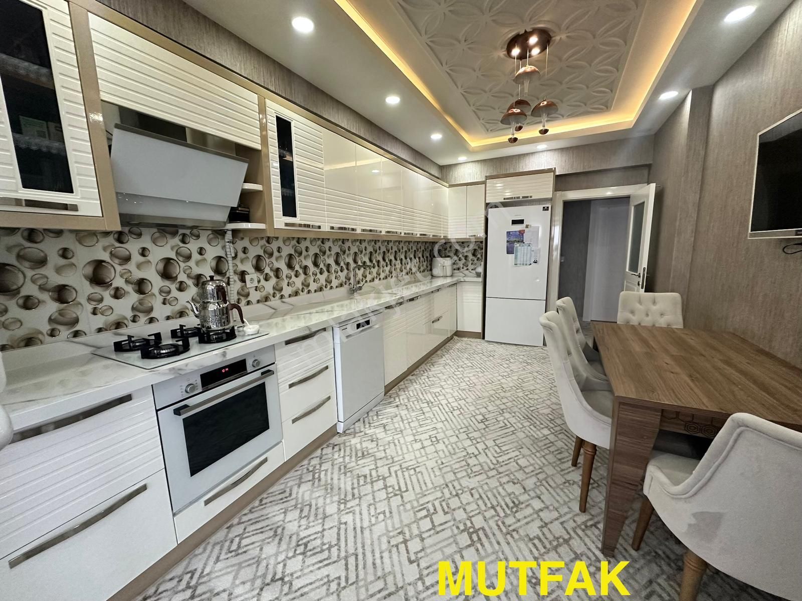 Mesken'den Akkent Mh Millet Cami Civ Yemek Odalı 3,5+1 Lüx Daire - Görsel 2