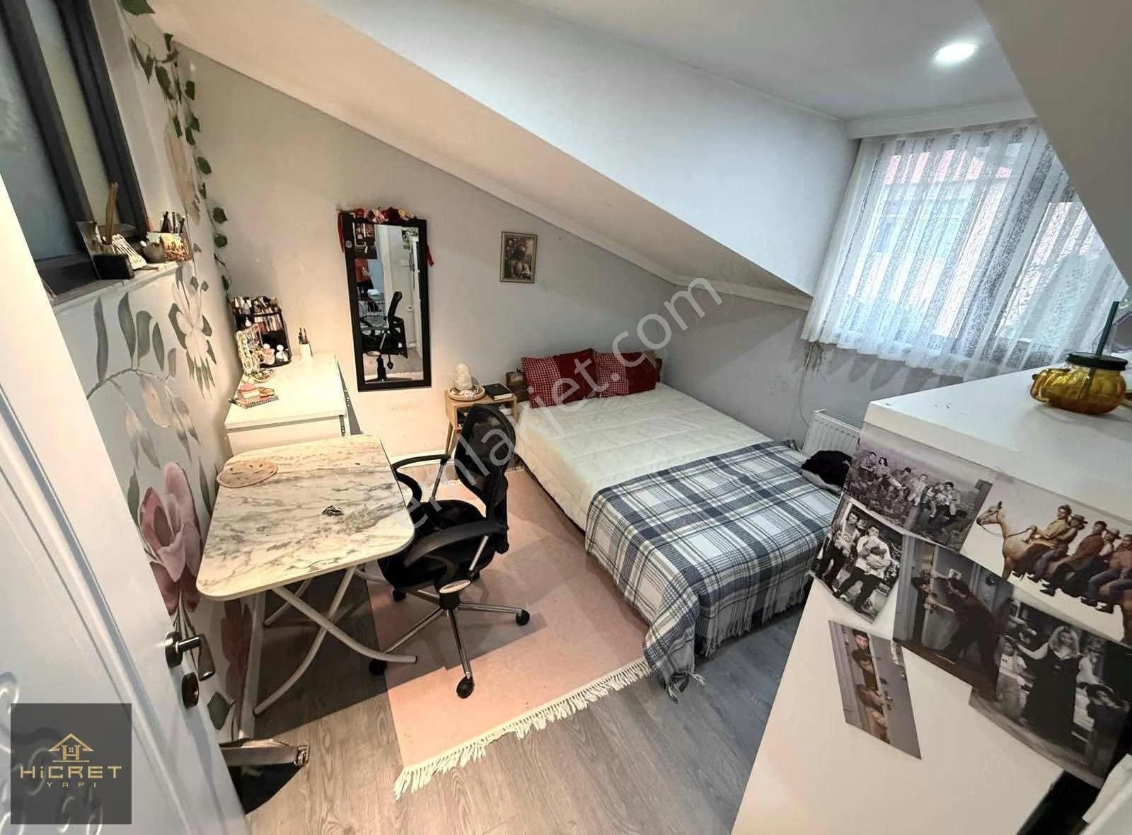 Hicret'den Uğurmumcu Mh Tramvay Dibinde 4+2 200 M² Dubleks Daire - Görsel 11