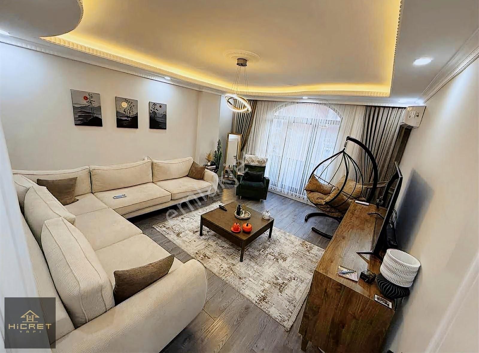 Hicret'den Uğurmumcu Mh Tramvay Dibinde 4+2 200 M² Dubleks Daire