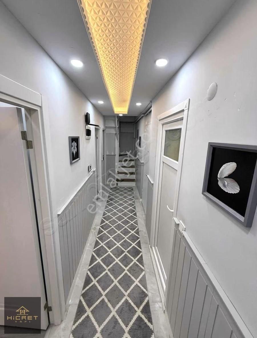 Hicret'den Uğurmumcu Mh Tramvay Dibinde 4+2 200 M² Dubleks Daire - Görsel 2